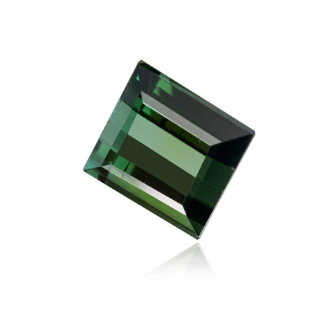 Green Tourmaline 6.30 Cts 10X9.5X6.8 MM Square Cut Side View