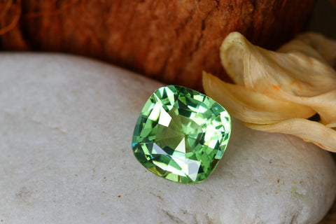 Green Tourmaline 4.18CT Cushion - shoprmcgems