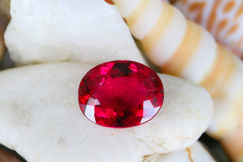 Rubellite 12.30CT Oval - shoprmcgems
