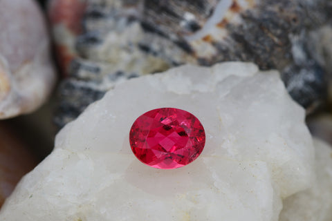 Rubellite 2.01CT Oval
