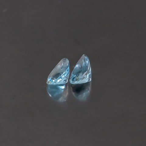 Sparkling Natural Aquamarine Pair 9X6 MM Pear Side View