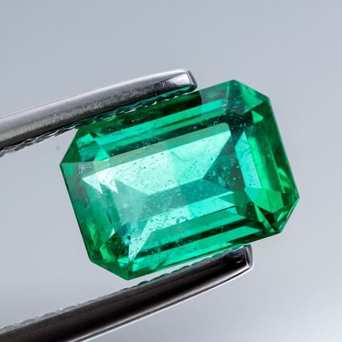 Natural Emerald 1.87 CT Octagon 8.5X6.3X4.4 MM - shoprmcgems