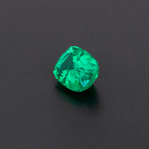 Vivid Green Emerald 1.72CT 8.00x6.60x4.59 MM Cushion Cut GRS Certified