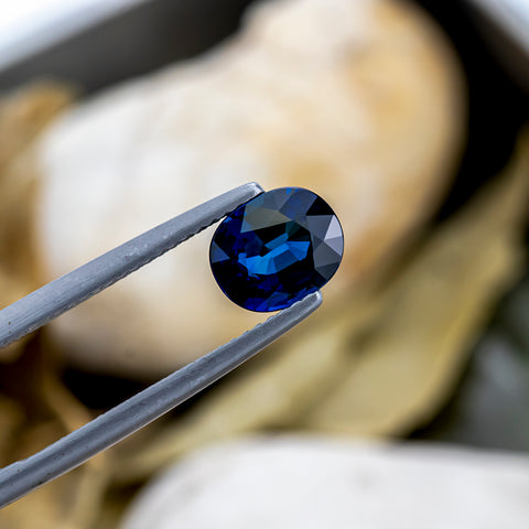 Blue Sapphire 2.04 CT 8.01X6.62X4.21 MM Oval Cut Unheated GIA Certified