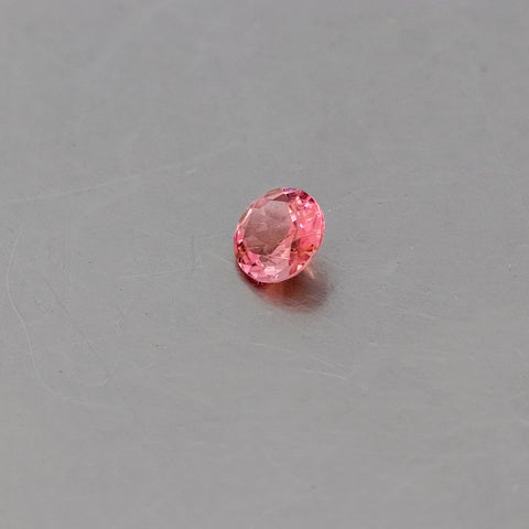 Pink Tourmaline 5 MM Round Cut 0.43 CT  Side View