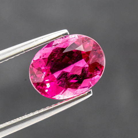 Natural Rubellite Tourmaline From Brazil 4.90 CT Oval 12.2X8.8X6.8 MM - shoprmcgems