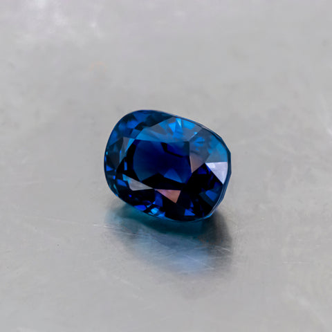 Blue Sapphire 4.05CT. 9.5x7.1x6 mm Cushion Unheated